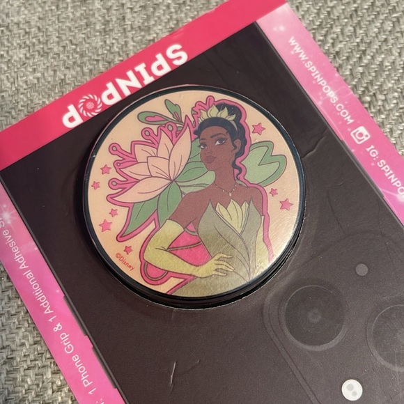 Disney Princess Tiana Spinpop Phone Grip - Picture 3 of 6